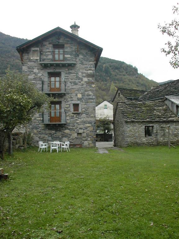Apartamentos Casa Buisan Broto Exterior photo